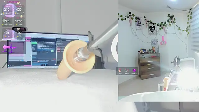 sofi velez online show from 30, 11, 2025