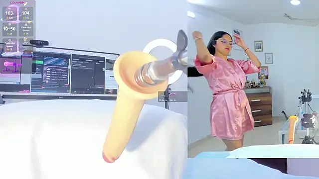 sofi velez online show from 8, 10, 2025