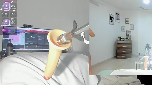 sofi velez online show from 21, 10, 2025