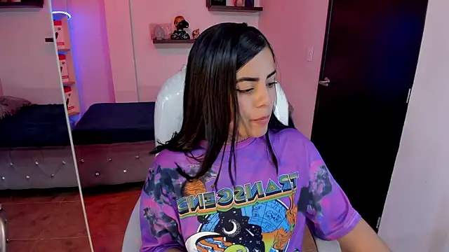 Snapshot of Catalinaa_martinez chatting on 21, 2, 2025 Catalinaa martinez online show from 21, 2, 2025