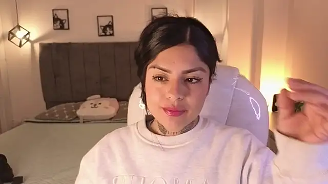 Catalinaa martinez online show from 13, 10, 2025