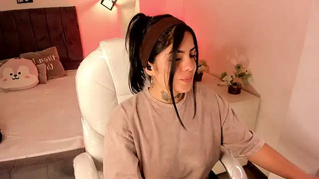 Snapshot of Catalinaa_martinez chatting on 1, 10, 2025 Catalinaa martinez online show from 1, 10, 2025
