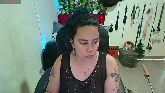 Snapshot of elektra_32 chatting on 16, 7, 2026 elektra 32 online show from 16, 7, 2026