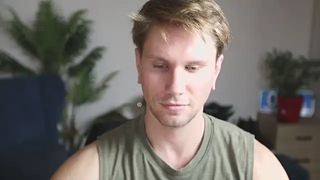 Snapshot of kevin-park chatting on 1, 12, 2025 kevin-park online show from 1, 12, 2025