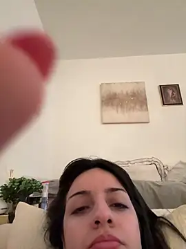 Prettylilgirll online show from 17, 5, 2026