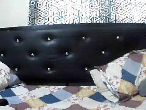 Snapshot of padikvinny chatting on 13, 6, 2026 padikvinny online show from 13, 6, 2026