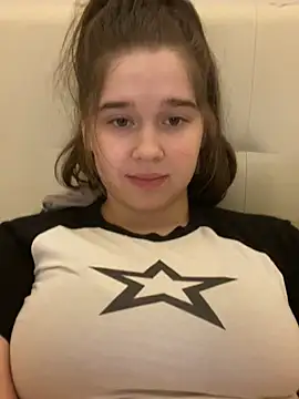 HornyGirlH online show from 4, 2, 2025