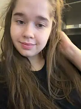 HornyGirlH online show from 30, 6, 2026