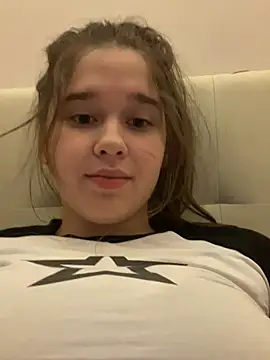 HornyGirlH online show from 25, 1, 2025
