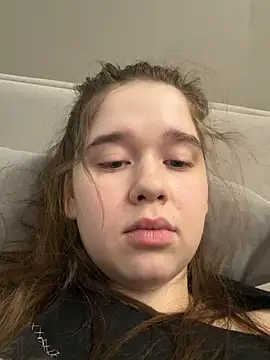 HornyGirlH online show from 27, 3, 2026