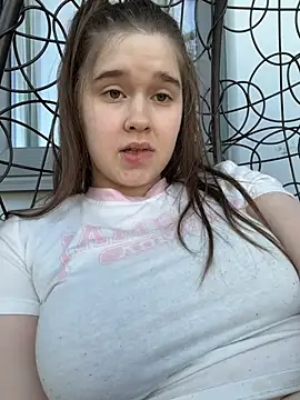 Snapshot of HornyGirlH chatting on 22, 5, 2026 HornyGirlH online show from 22, 5, 2026