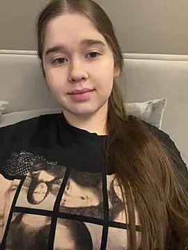 HornyGirlH online show from 7, 2, 2026