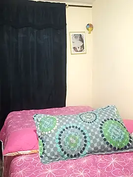 iamemmablake online show from 31, 10, 2025