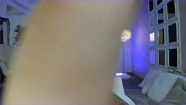 LisaAkira online show from 28, 11, 2025