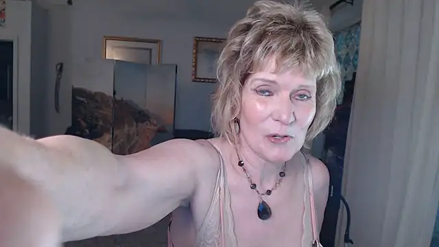Snapshot of SindeeDix chatting on 31, 5, 2026 SindeeDix online show from 31, 5, 2026