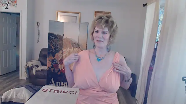 SindeeDix online show from 19, 7, 2026