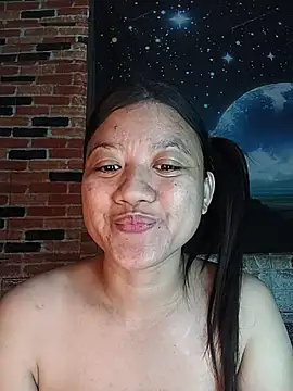 Urchanel online show from 8, 3, 2026