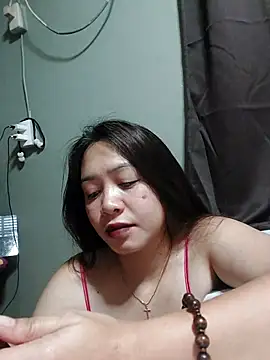 Snapshot of MissKitty31 chatting on 26, 4, 2026 MissKitty31 online show from 26, 4, 2026