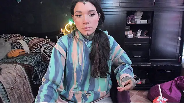 Lilmarieee online show from 10, 2, 2025
