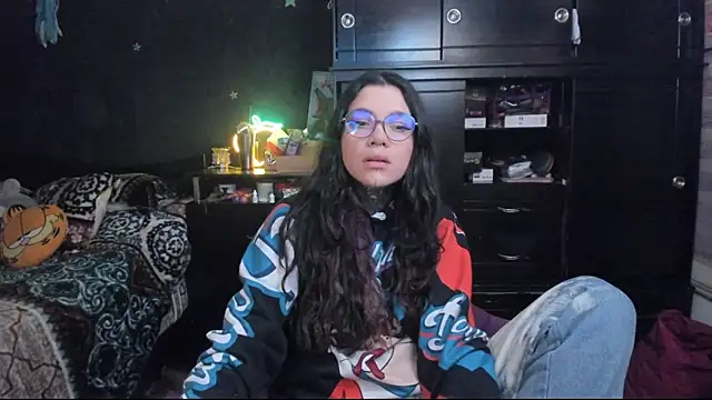 Lilmarieee online show from 5, 2, 2025
