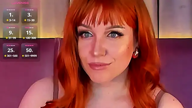 Snapshot of RoseRoxy chatting on 17, 10, 2025 RoseRoxy online show from 17, 10, 2025