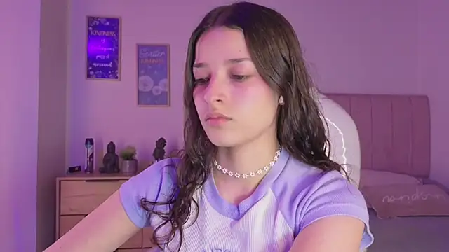 Amaia Daniells online show from 12, 11, 2025