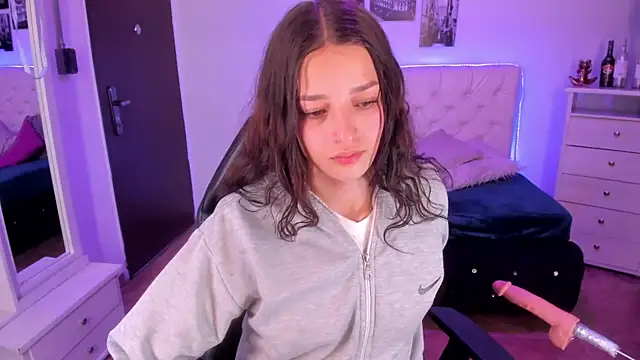 Snapshot of Amaia_Daniells chatting on 6, 1, 2025 Amaia Daniells online show from 6, 1, 2025