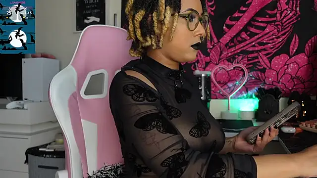 goddessxdreaxo online show from 5, 12, 2025