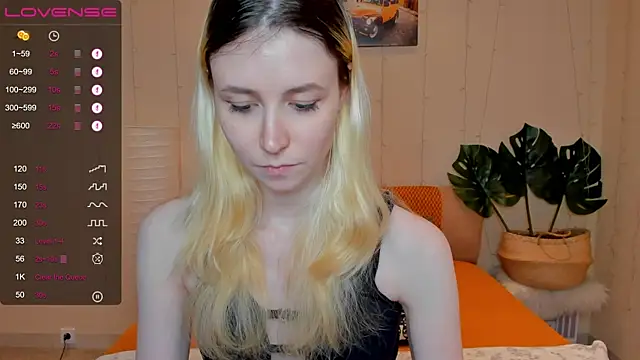 Snapshot of fleximona chatting on 8, 12, 2024 fleximona online show from 8, 12, 2024