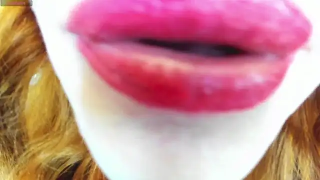 Snapshot of softlysoftlyasbeauty chatting on 16, 3, 2025 softlysoftlyasbeauty online show from 16, 3, 2025