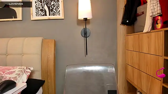 Snapshot of Ash_milk chatting on 22, 7, 2026 Ash milk online show from 22, 7, 2026
