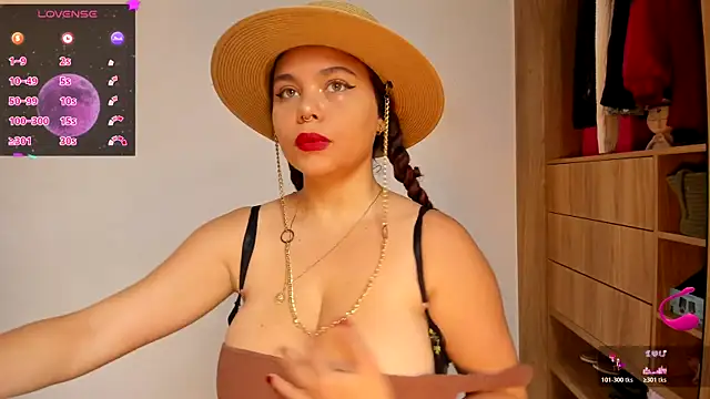 Snapshot of Ash_milk chatting on 12, 5, 2026 Ash milk online show from 12, 5, 2026