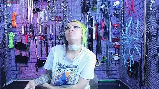 PANDORANEZZ online show from 20, 2, 2025