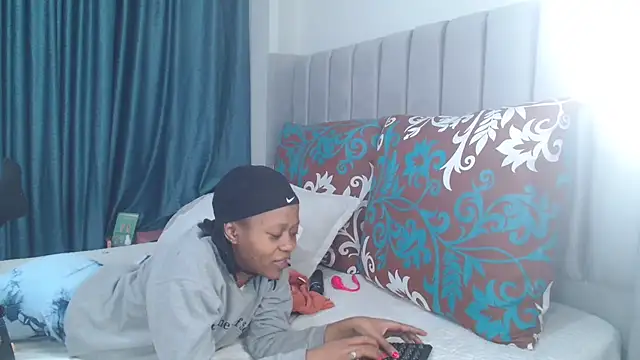 Snapshot of CummSavage chatting on 29, 10, 2025 CummSavage online show from 29, 10, 2025