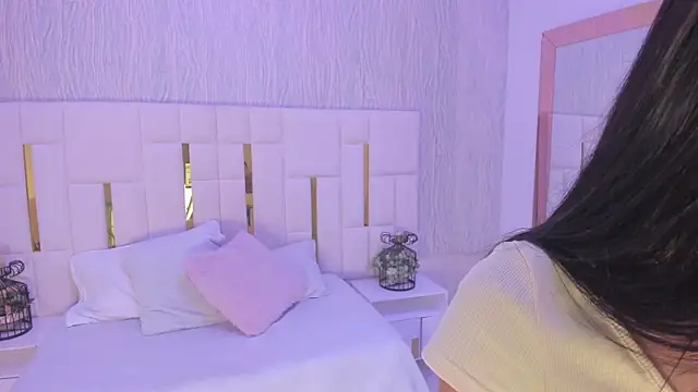 Meghan stonne  online show from 25, 10, 2025