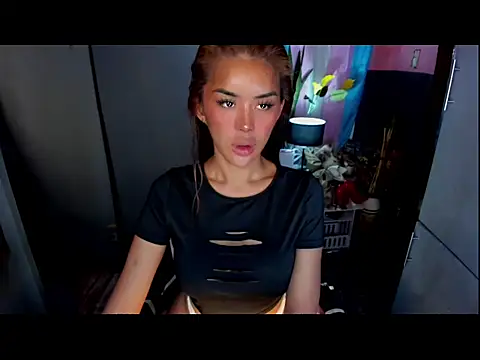 Snapshot of QuiinMollyXxX chatting on 19, 6, 2026 QuiinMollyXxX online show from 19, 6, 2026