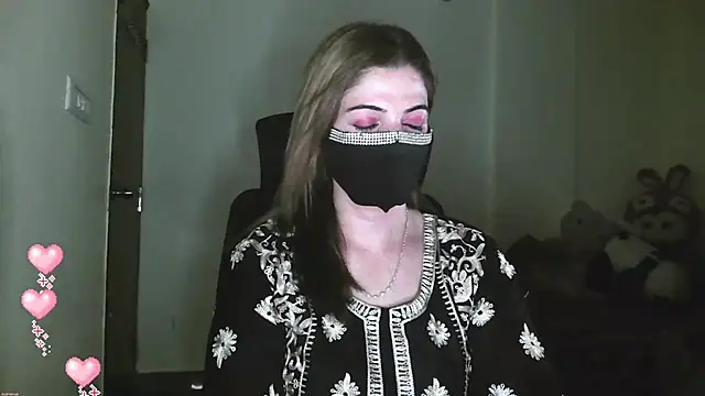 Cute Sonii online show from 19, 4, 2026