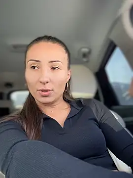 YOUR-KARINA online show from 24, 1, 2025