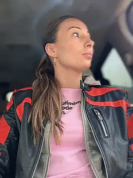 YOUR-KARINA online show from 15, 3, 2025