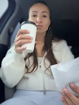 YOUR-KARINA online show from 22, 1, 2025