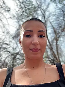 YOUR-KARINA online show from 31, 3, 2026