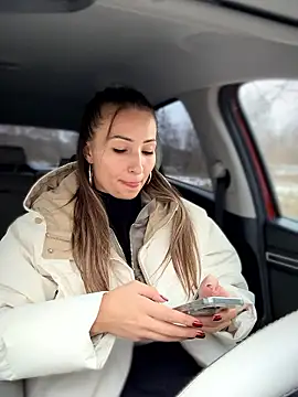 YOUR-KARINA online show from 14, 1, 2026