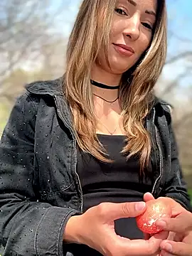 YOUR-KARINA online show from 21, 4, 2026