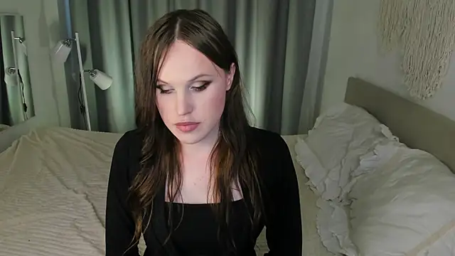 Snapshot of EffieMinki chatting on 2, 6, 2026 EffieMinki online show from 2, 6, 2026