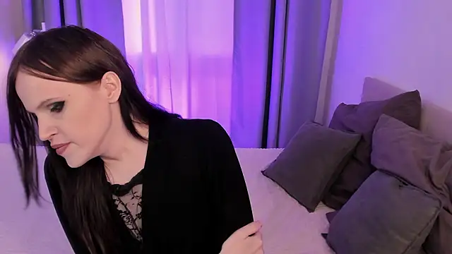 EffieMinki online show from 18, 2, 2026