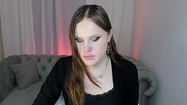 Snapshot of EffieMinki chatting on 16, 7, 2026 EffieMinki online show from 16, 7, 2026