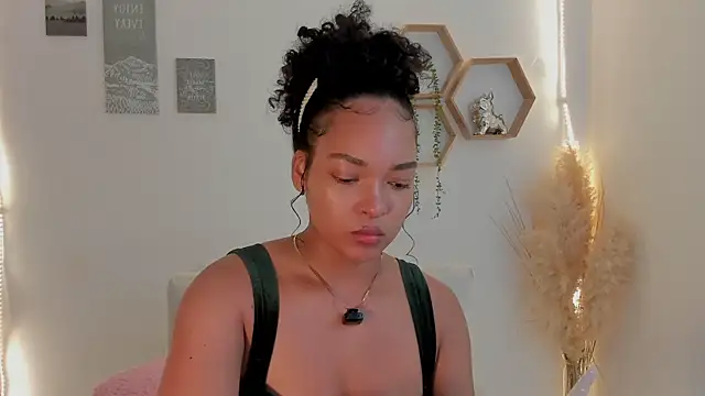 mariam hill online show from 6, 7, 2026