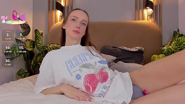 Kira Quinn online show from 29, 10, 2025