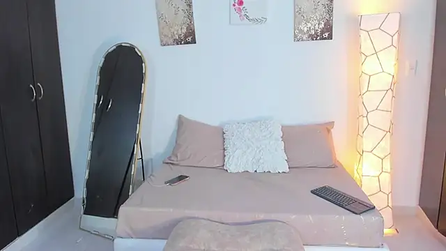 SarahCinnamon- online show from 19, 3, 2026