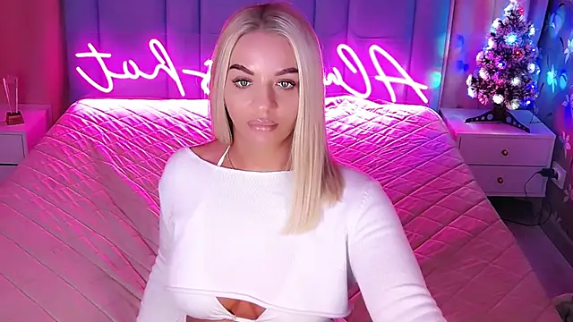 AllwaysHotJ online show from 11, 1, 2026